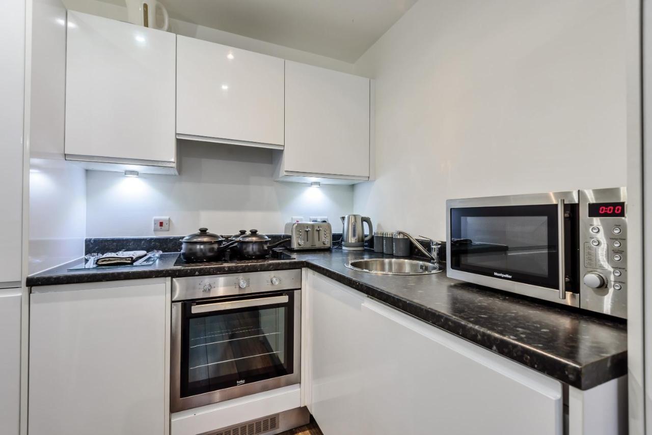 Stylish Urban Retreat In The Heart Of ليفربول المظهر الخارجي الصورة